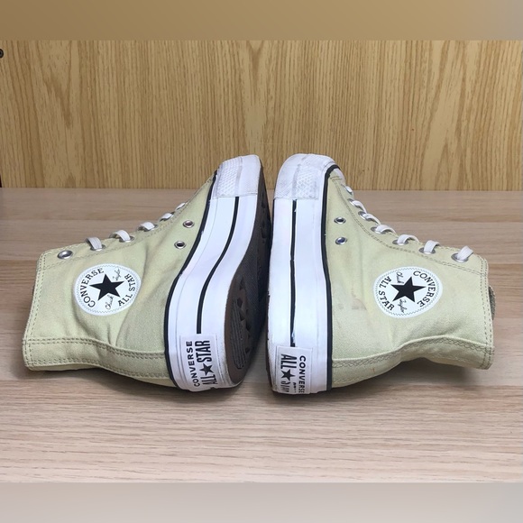Converse Platform High Top Sneakers Size 8. - Picture 7 of 11